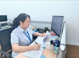 《榜樣在身邊》系列報道——杜莉、何振南 扎根基層踐初心 恪盡職守顯擔當