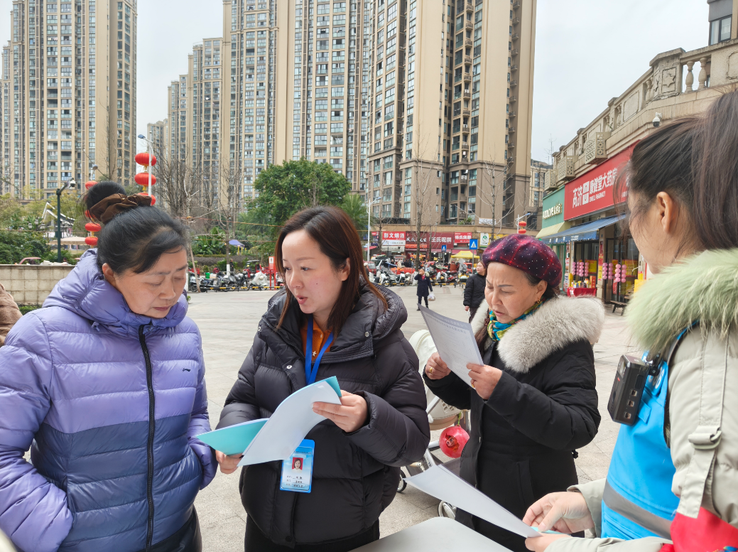 共駐共建聚合力 供水服務(wù)零距離——臨港公司與構(gòu)莊社區(qū)開(kāi)展供水知識(shí)進(jìn)社區(qū)活動(dòng)